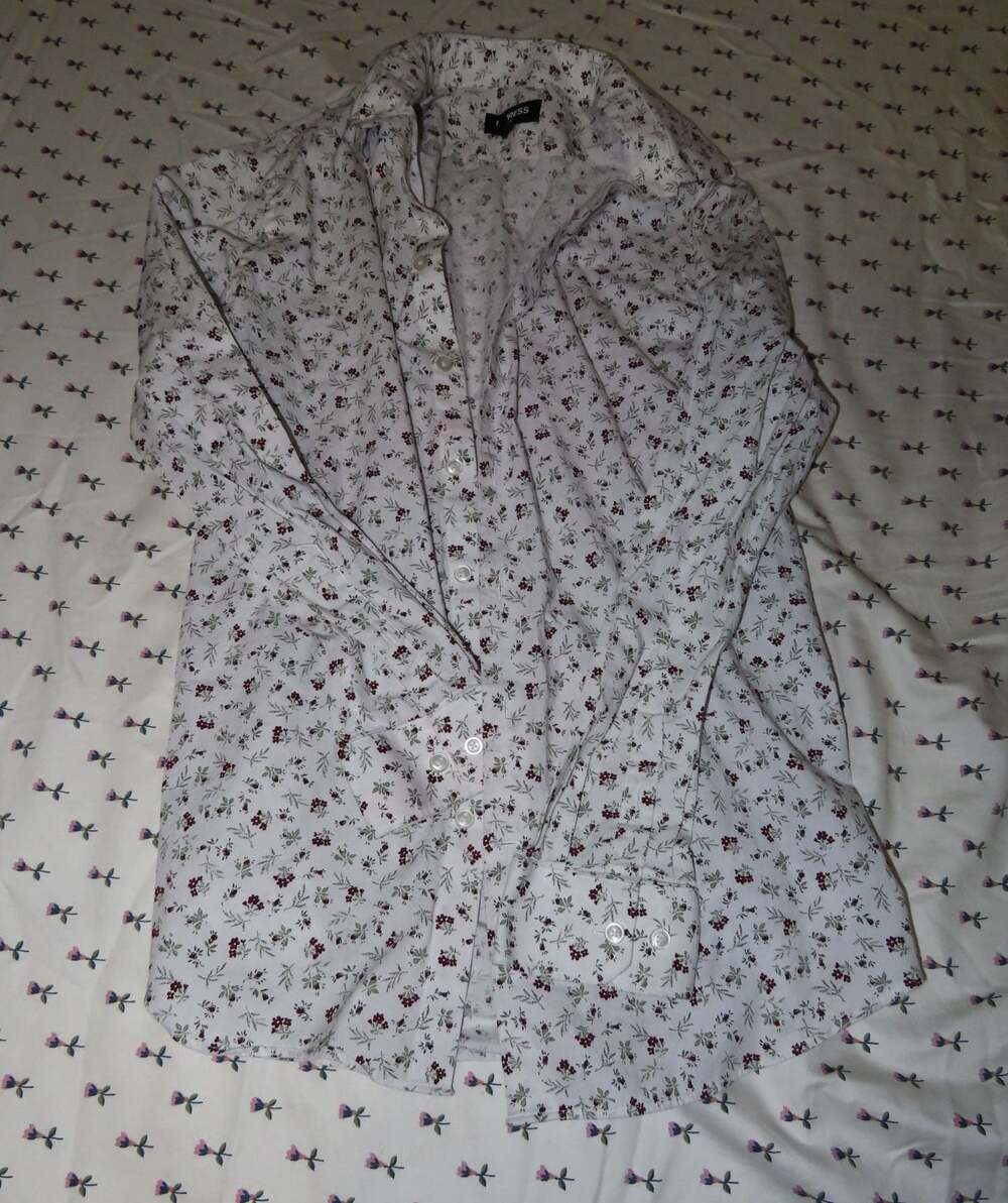 EXPRESS Slim Fit Long Sleeve Button-Up Shirt Floral Print Medium